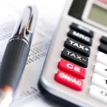 9 wątpliwości związanych z rozliczaniem kosztów i przychodów od świadczeń i wydatków związanych z COVID-19
